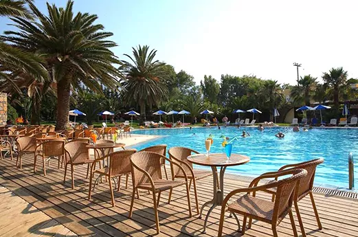 Calimera Sirens Beach Hotel zwembad