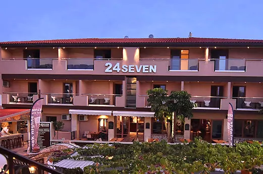 Hotel 24 Seven exterieur