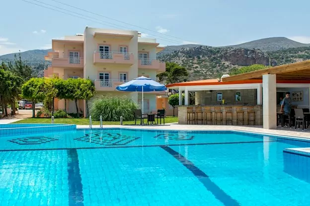 8 daagse vliegvakantie naar Manolis in malia, griekenland